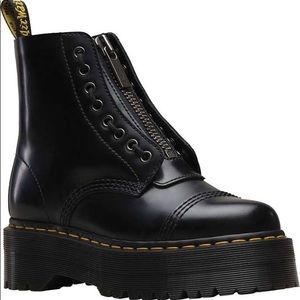 Smooth Sinclair Leather Dr. Martens